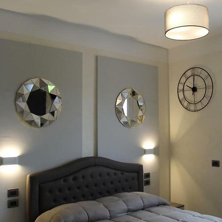 Villa Martina Luxury Rooms 代森扎诺-德尔加达 外观 照片