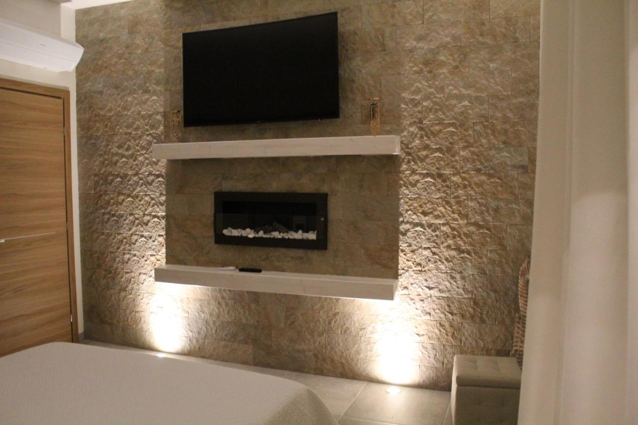 Villa Martina Luxury Rooms 代森扎诺-德尔加达 外观 照片