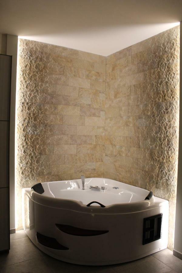 Villa Martina Luxury Rooms 代森扎诺-德尔加达 外观 照片